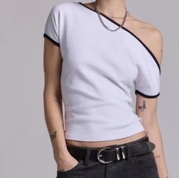 BDG Asymmetrical One-Shoulder Top S + Urban Outfitters Denim Strapless Dress M - Picture 8 of 9